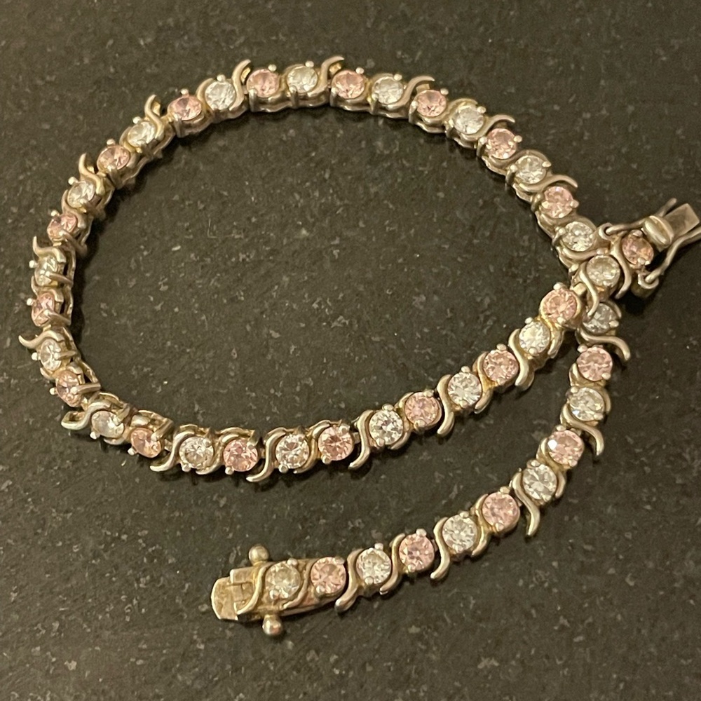 7 1/2 in 925 CZ Tennis bracket Pink & White .